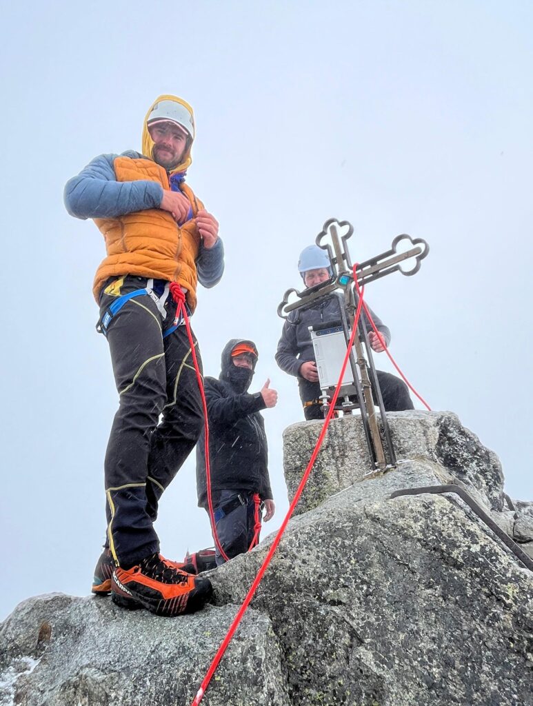 Measuring the Earth's gravity field