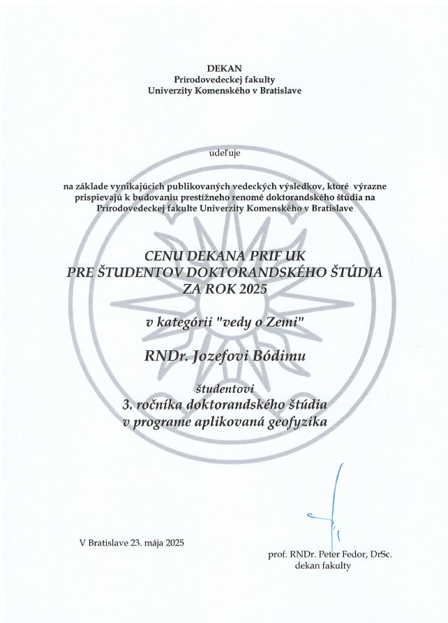 Diplom Ceny dekana PriF UK pre študentov doktorandského štúdia za rok 2025 pre Jozefa Bódiho.